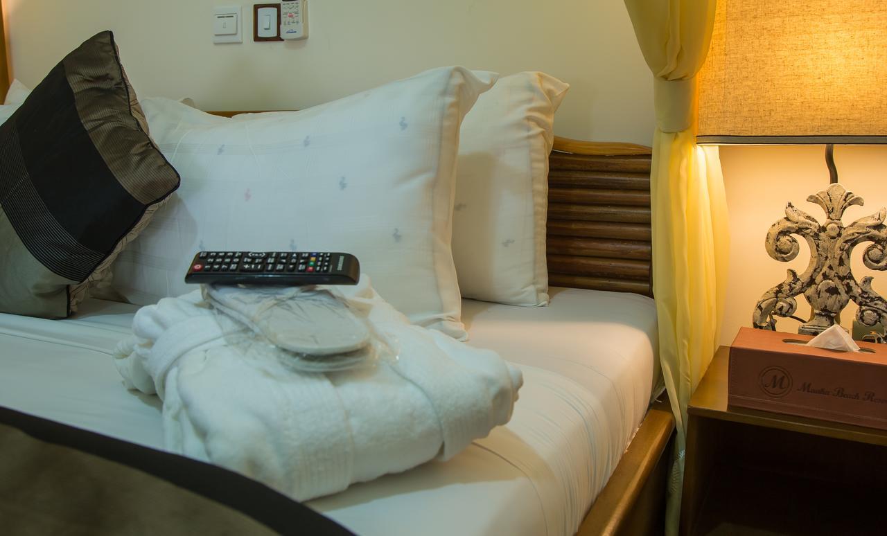 Maaha Beach Resort Anochi Buitenkant foto